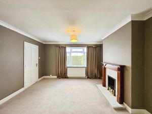 Photo 17- click for photo gallery